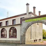 Du Cheval Blanc 3*