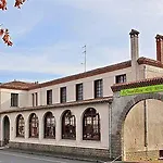 Du Cheval Blanc Hotel