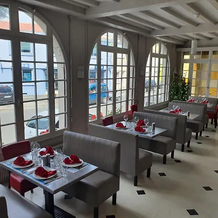 Hotel Du Cheval Blanc 3*