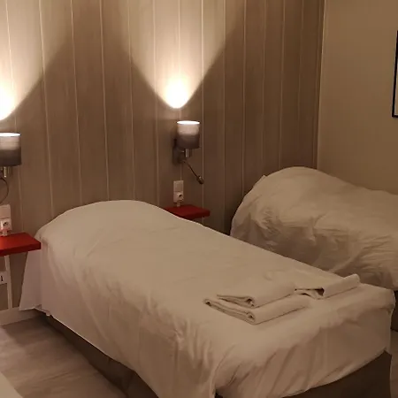 Hotel Du Cheval Blanc Cerizay